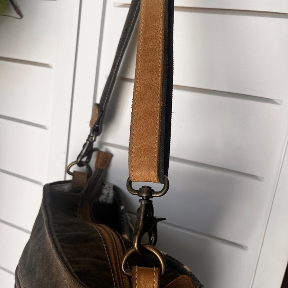 Myra Bag Azure Upcycled Canvas & Cowhide Leather Shoulder Bag NWOT - Picture 6 of 14